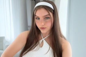 Zoe Alone at Home – Biography, Wiki, Age, Real Name, Career