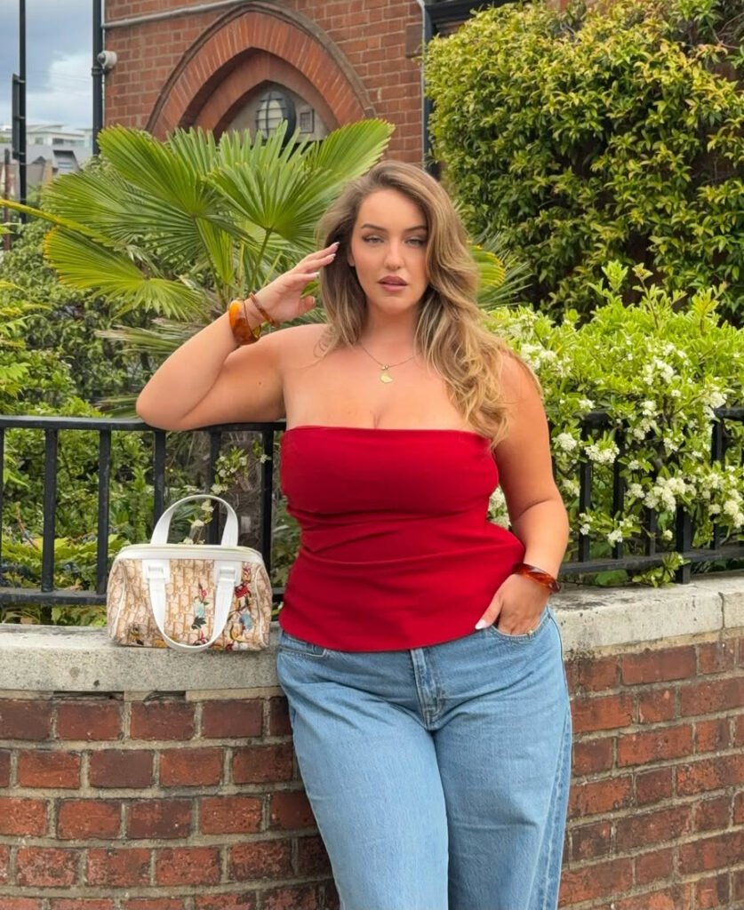 Joannvdherik Biography – Wiki, Age, Real Name, Career, Height, Husband, Net Worth & More - Wikipage